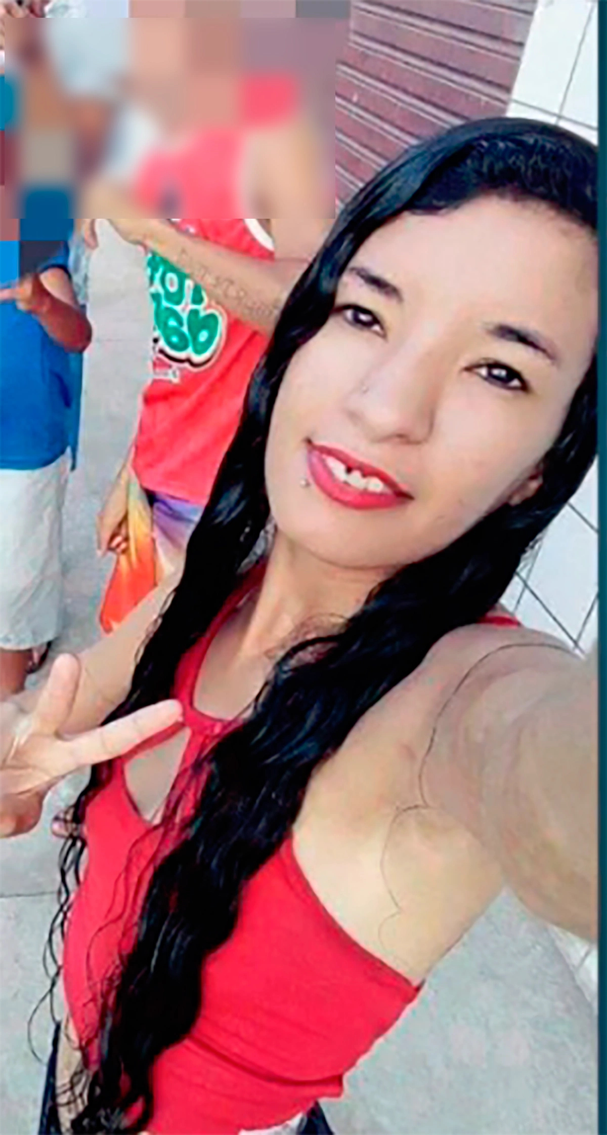 Jovem é assassinada e irmão fica ferido na madrugada de segunda-feira, em Teresina