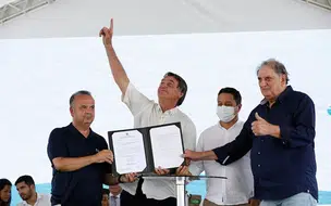 Ministro confirma 'Auxílio Brasil' no valor de R$ 400,00