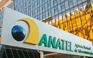 Anatel notifica prestadoras para liberarem acesso à plataforma X