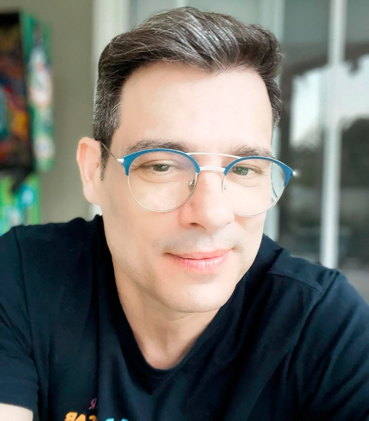 Apresentador anunciou que está em tratamento contra um câncer na bexiga