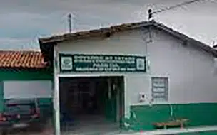 Suspeito de assassinato se entrega a polícia e é liberado logo em seguida