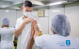 Timon antecipa intervalo de aplicação da dose reforço para quatro meses