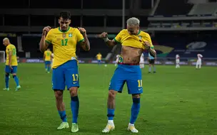 Lucas Paquetá marca gol da vitória e classifica Brasil para fase final