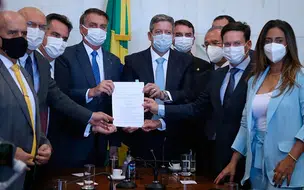MP do bolsa família foi entregue pelo presidente hoje ao congresso nacional