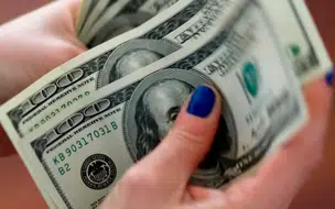 Dólar sobe pela quarta vez seguida e aproxima-se de R$ 5,38