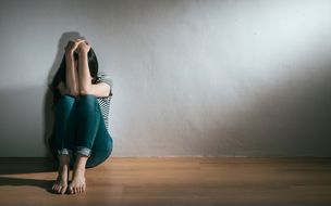 Pesquisa da Pfizer revela impacto da pandemia na saúde mental de jovens