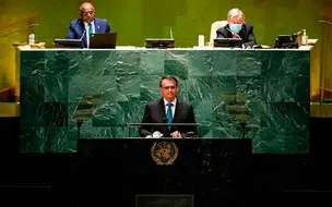 Bolsonaro diz durante reunião que é contra adoção do passaporte da vacinação