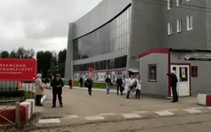 Atirador abre fogo e mata seis em Universidade na Rússia