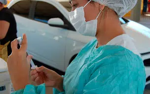 Teresina terá 2 pontos de drive thru para vacinação esta semana