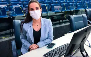 Projeto de lei sobre erradicação da pobreza menstrual é aprovado na Câmara