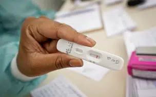 Piauí mantém queda nos casos de covid e média móvel de mortes zerada