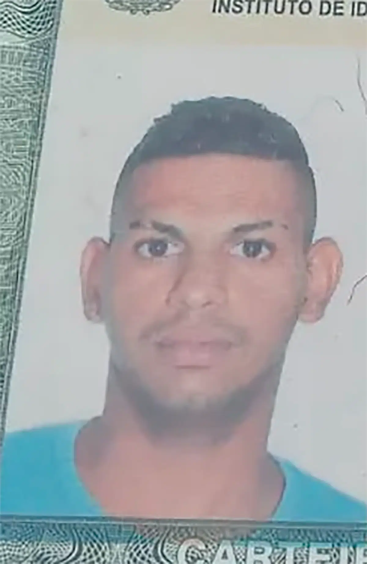 Tiago tinha 23 anos e segundo a família, sofria de transtornos mentais