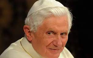 Morre o Papa Bento XVI, aos 95 anos, em Roma