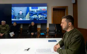 Presidente Zelensky recebe prémio Sakharov em nome do povo Ucraniano