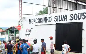Homem é morto a tiros dentro de mercado público no Piauí