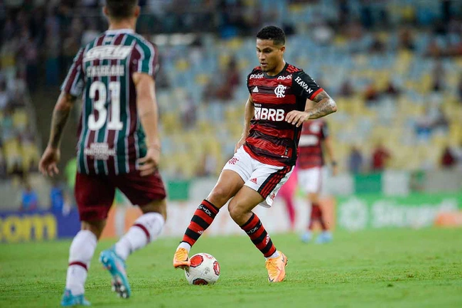 Flamengo perde para o Fluminense por 2 a 0 no primeiro jogo das finais do Cariocão