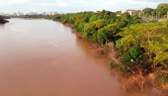 Homem tenta atravessar rio a nado e desaparece em Uruçuí
