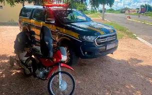 PRF recupera moto roubada há seis anos