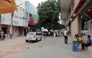 Confira o funcionamento das lojas do centro de Teresina durante o feriado