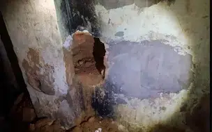 Presos tentam fugir através de buraco na parede em delegacia em Batalha no Piauí