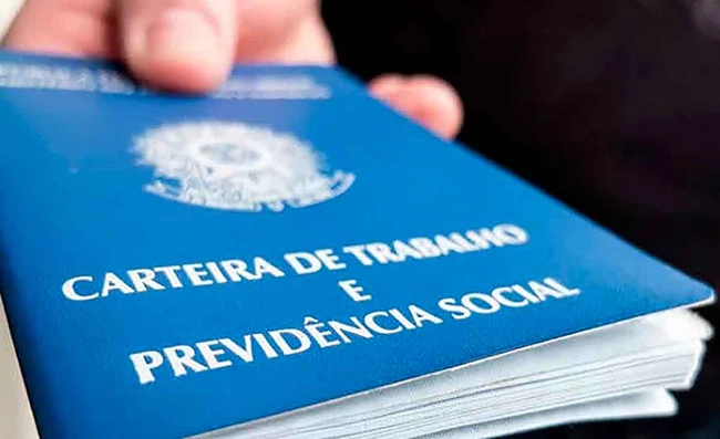 Taxa de desocupação é de 11,2% e taxa de subutilização é de 23,5% no trimestre encerrado