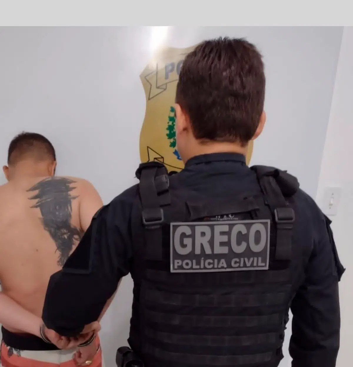 Indivíduo preso é suspeito de envolvimento com uma organização criminosa no estado do Piauí.