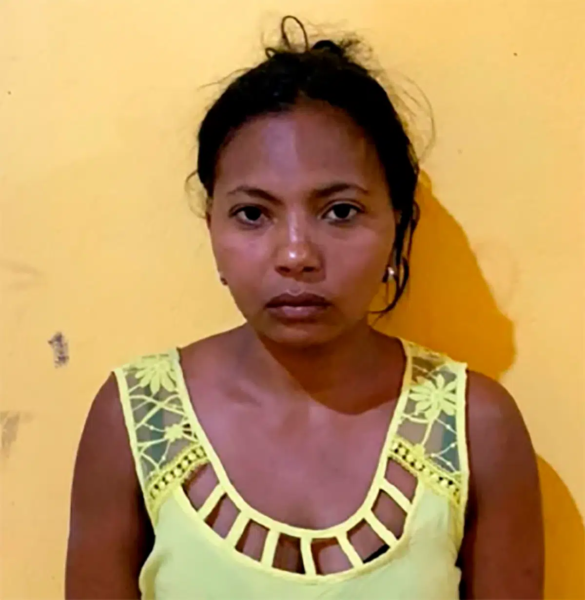 Jéssica é suspeita de matar um homem que supostamente abusou de sua sobrinha menor de idade