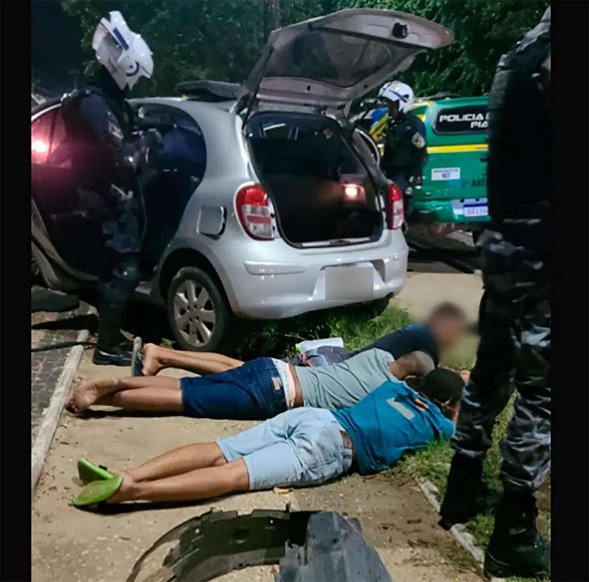 Quatro criminosos participaram da ação, um deles foi baleado durante troca de tiros com a PM