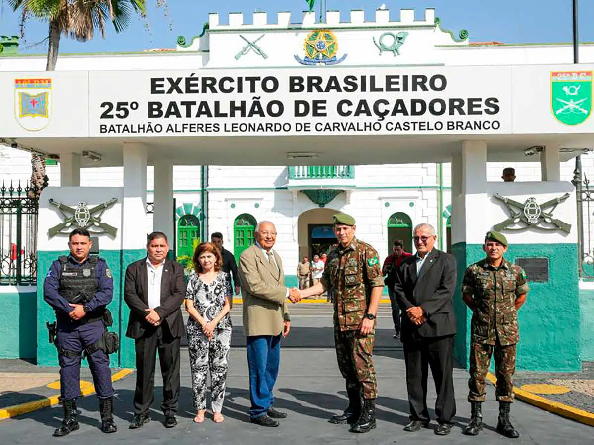 Prefeitura de Teresina firma parceria com o Exército no combate ao Aedes aegypti