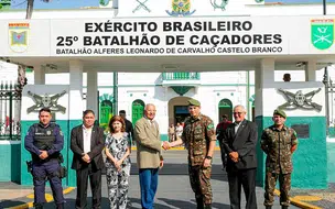 Teresina firma parceria com o Exército no combate ao mosquito Aedes aegypti