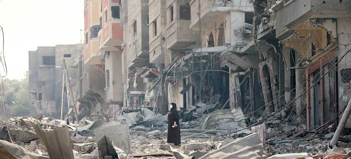 Uma extensa destruição é vista na Faixa de Gaza após os ataques aéreos israelenses em 10 de outubro de 2023