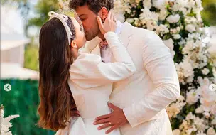 Atriz Larissa Manoela se casa com o ator André Luiz Frambach