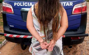 Polícia prende no Ceará, mulher suspeita de duplo homicídio em Parnaíba