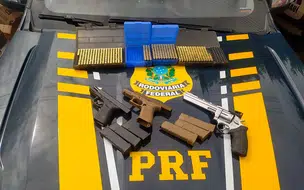 PRF prende motorista por transportar armas sem documentação obrigatória