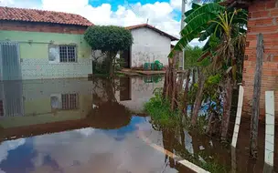Cheias dos Rios Marathaoan e Longá deixam famílias desabrigadas no Piauí