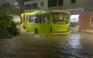 Forte chuva em Teresina, veja videos de locais alagados feito por moradores