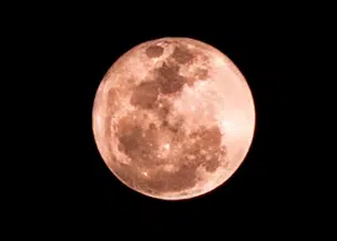 Fenômeno ‘Lua Azul’ poderá ser visto no céu do Brasil no próximo fim de semana