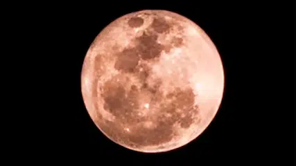 Fenômeno ‘Lua Azul’ poderá ser visto no céu do Brasil no próximo fim de semana