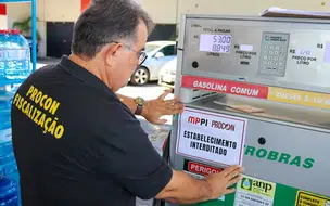 Procon PI interdita postos de combustíveis em Teresina por práticas abusivas