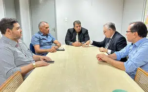 Florentino Neto insta rapidez em perícias médicas do INSS no Piauí