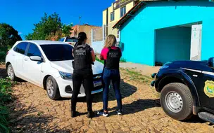 Homem é preso em posse de carro que era usado para fazer assaltos em Teresina