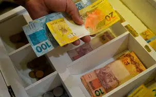 Salário mínimo no Brasil passa a ser de R$ 1.412 este ano