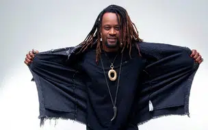 Toni Garrido se apresenta em show gratuito da Noite Cultural de Oeiras