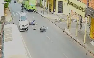 Duas pessoas são atropeladas por carro na Zona Sul de Teresina; motorista foge