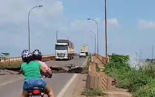 Aumenta para 14 o número de desaparecidos após queda de ponte JK