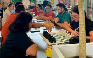 Praça de alimentação do Riverside Shopping é palco de Torneio de Xadrez