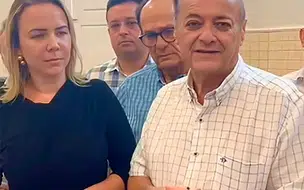 Sílvio Mendes faz acordo com empresa para reparos em valas em Teresina