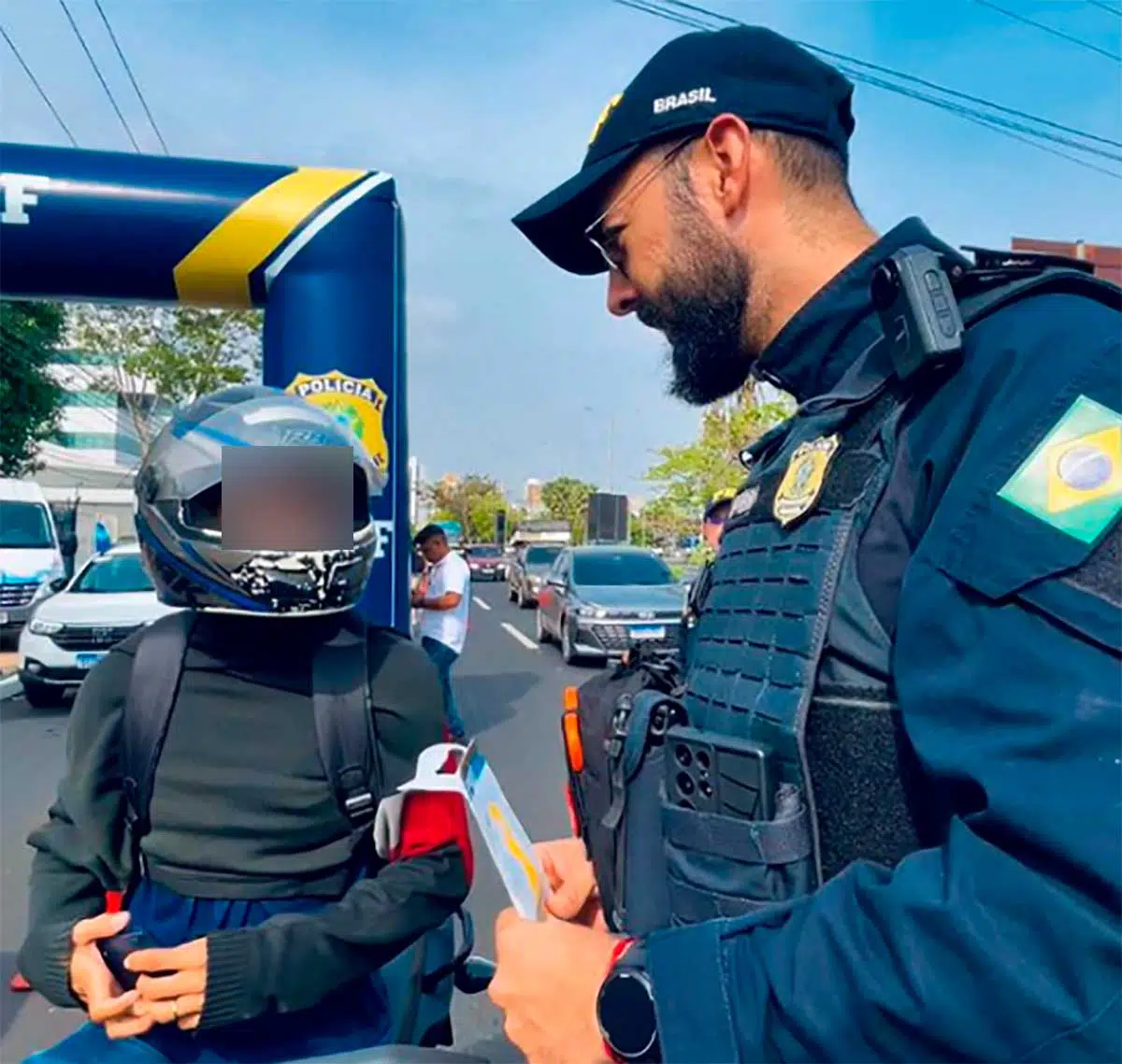 Todas as medidas de segurança e combate às diversas formas de criminalidade no contexto da segurança viária serão reforçadas durante o período festivo.
