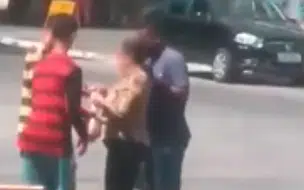 Dupla é presa após ser flagrada assaltando pedestres no centro de Teresina