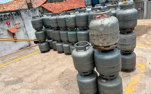 Procon apreende mais de 100 botijões de gás armazenados de forma irregular no PI